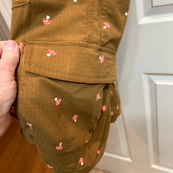 Duluth Trading Co Brown Mushroom Print Women's short Overalls - Picture 5 of 5